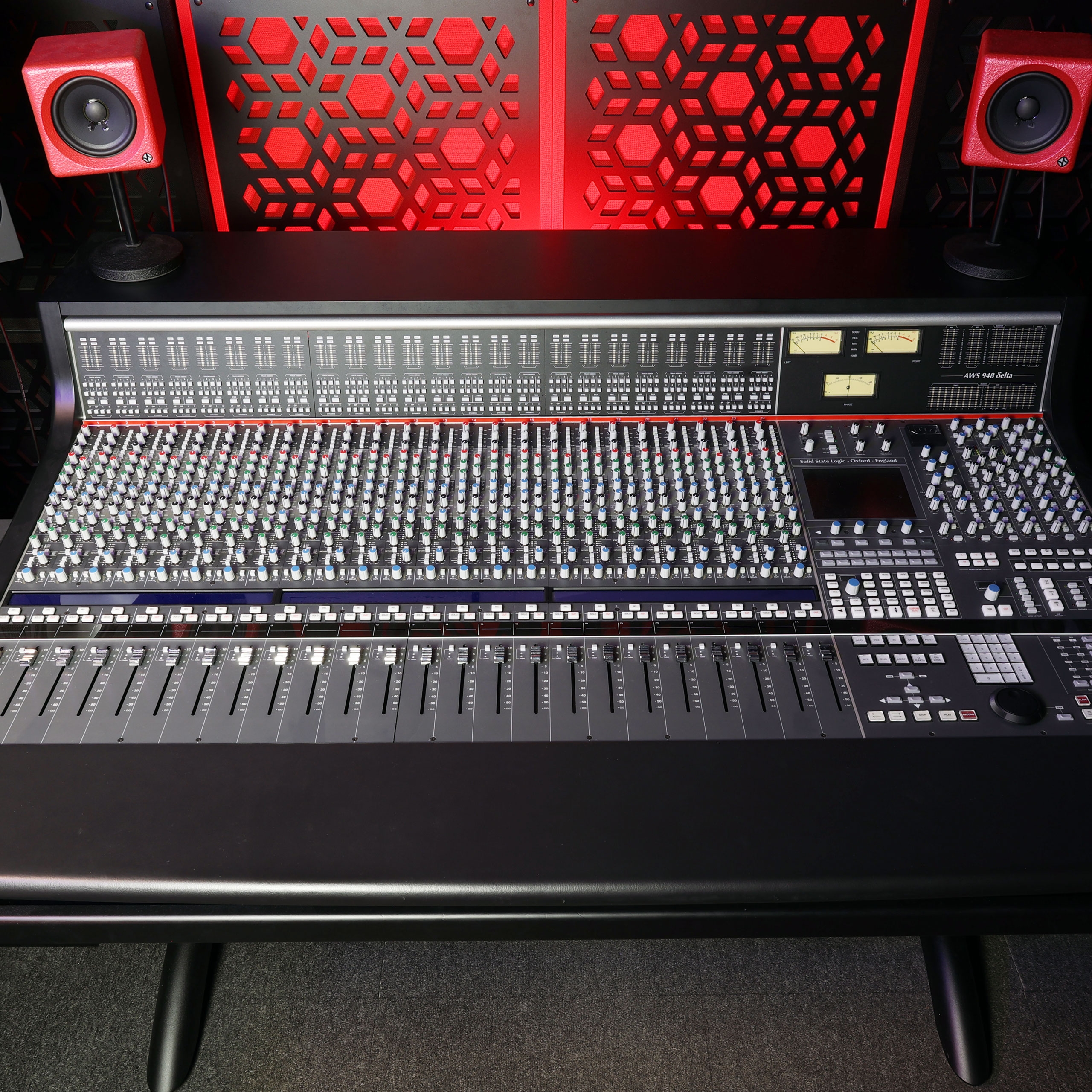 Solid State Logic SSL AWS 948 Delta (Ex-Demo)